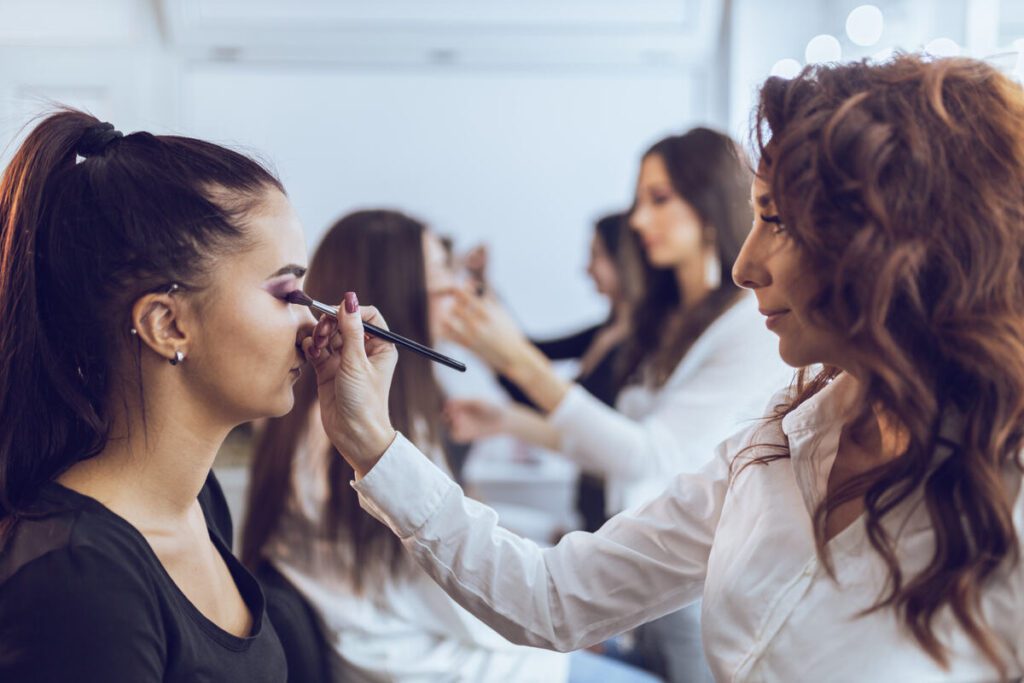 How to Build a Professional Makeup Portfolio While Still in School